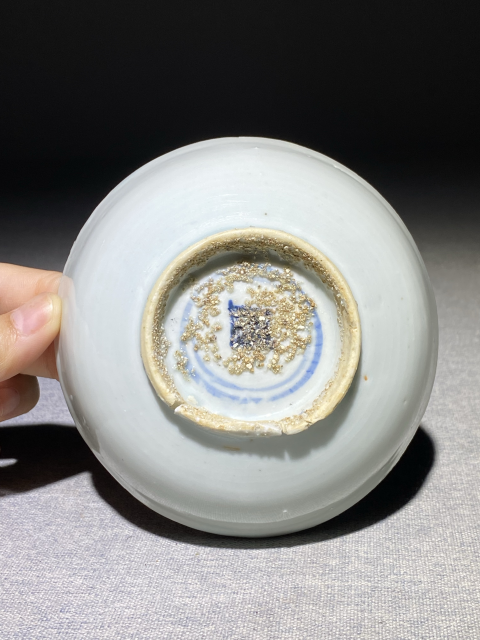 古玩陶瓷清早期青花鳳穿牡丹圖淺盤拍賣,當前價格688元