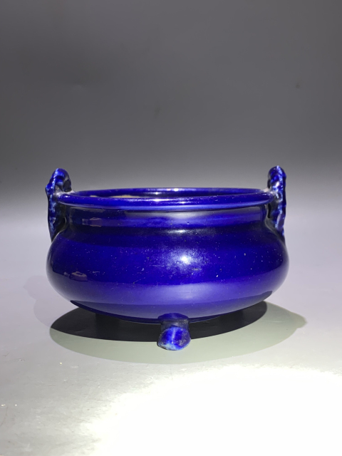 古玩陶瓷精品霽藍釉繩耳三足香爐拍賣,當前價格5888元