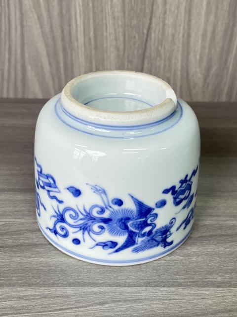 古玩陶瓷晚清民國(guó) 鶴鳳暗八仙紋青花琴爐（文房器）拍賣，當(dāng)前價(jià)格580元