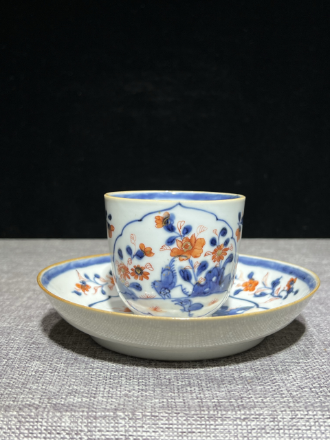 古玩陶瓷【康熙 “雞缸杯”這個(gè)可以有!】青花礬紅描金花卉斗雞圖杯碟拍賣,當(dāng)前價(jià)格1988元