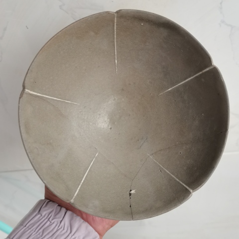 古玩陶瓷五代北宋越窯青釉出筋葵口碗拍賣，當前價格880元