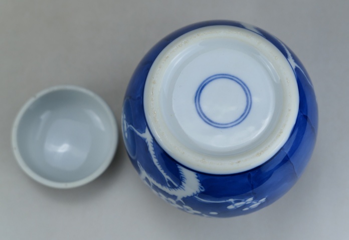 中国古美術品　青花　壺　氷梅茶葉罐　高さ：約11cm 中国古美術品 青花 壺 氷梅茶葉罐 高さ：約11cm - メルカリ