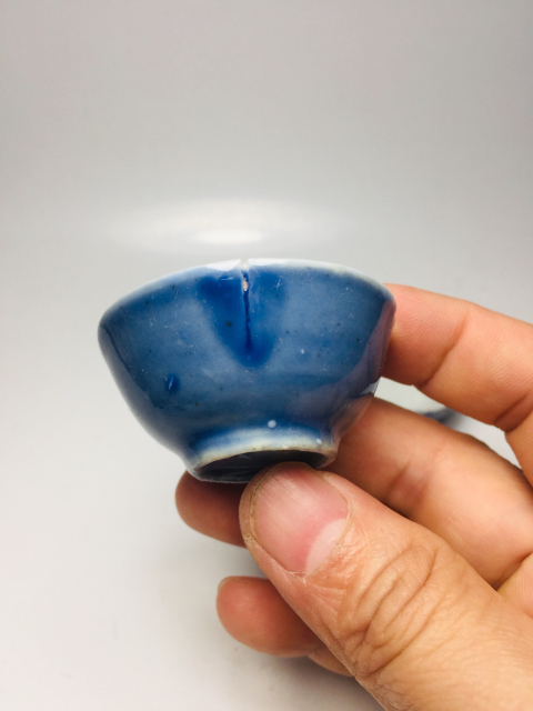 古玩陶瓷霽藍(lán)釉小杯一對(duì)拍賣(mài),當(dāng)前價(jià)格0元