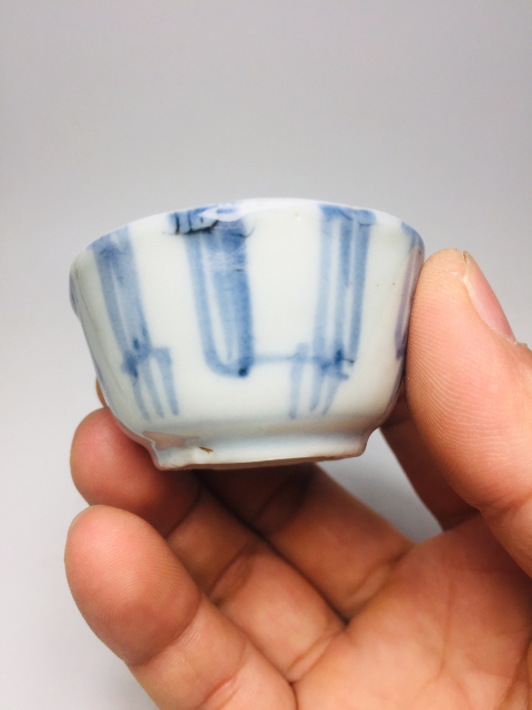 古玩陶瓷梵文杯拍賣,當前價格0元