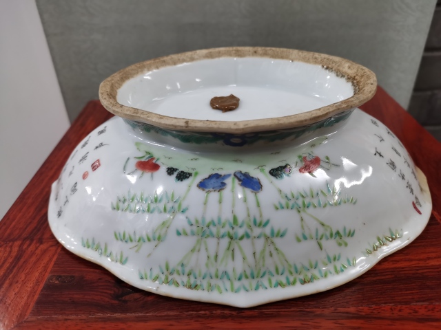 古玩陶瓷清中晚期竹林詩紋花鳥粉彩貢碗拍賣,當前價格3180元