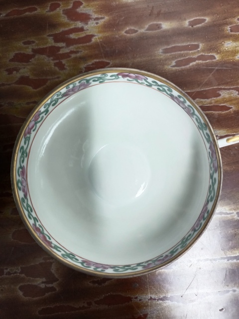 古玩陶瓷百財捧壽杯碟拍賣，當前價格888元