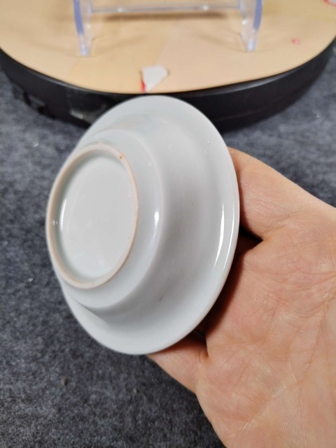 古玩陶瓷清代白釉印花壽字紋盤拍賣,當前價格1200元