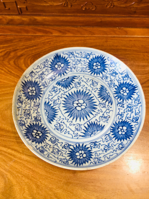 古玩陶瓷太陽花福字花卉紋青花紋大盤拍賣，當前價格0元