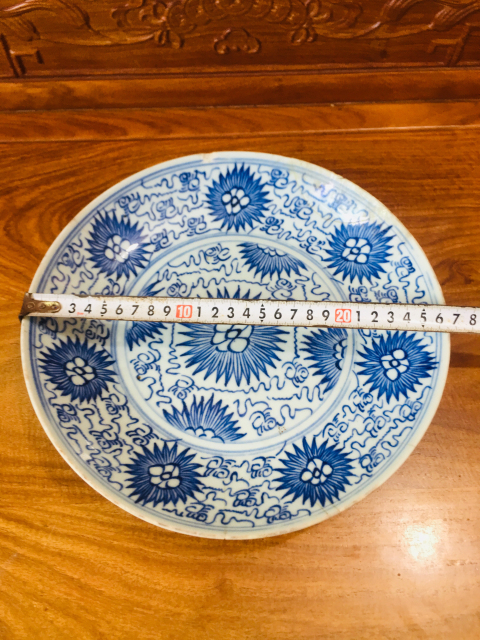 古玩陶瓷太陽花福字花卉紋青花紋大盤拍賣，當前價格0元