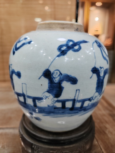 古玩陶瓷清康熙青花嬰戲圖蓋罐拍賣，當前價格12000元