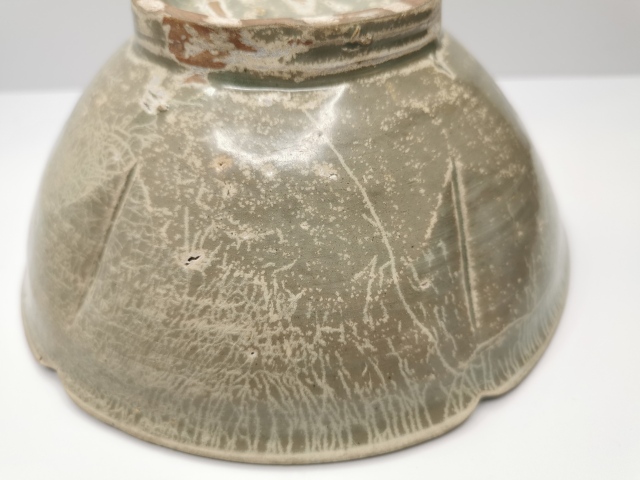 古玩陶瓷五代越窯青瓷葵口碗拍賣，當前價格15800元