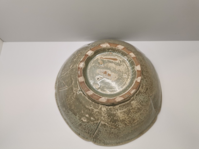 古玩陶瓷五代越窯青瓷葵口碗拍賣，當前價格15800元