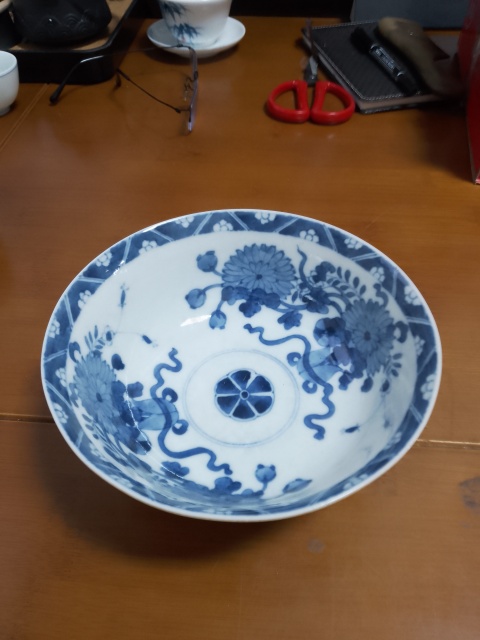 古玩陶瓷醬釉青花碗拍賣，當前價格12000元