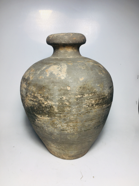 古玩陶瓷黑陶梅瓶拍賣，當(dāng)前價(jià)格888元