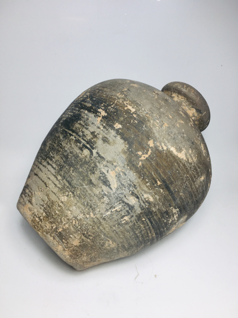 古玩陶瓷黑陶梅瓶拍賣，當(dāng)前價(jià)格888元