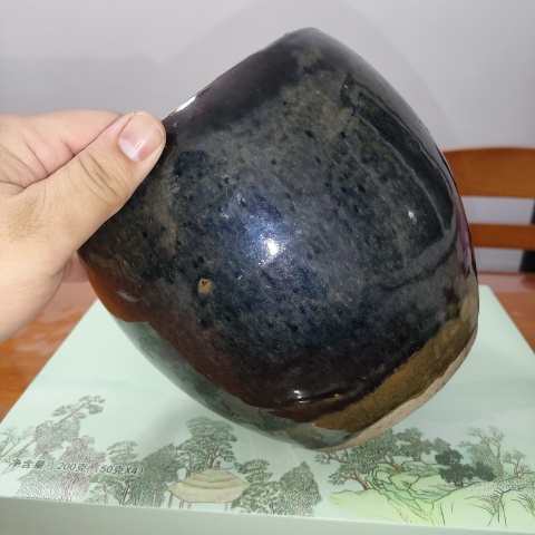 古玩陶瓷明末清初,窯變玉碧底黑釉案缸拍賣,當前價格67元