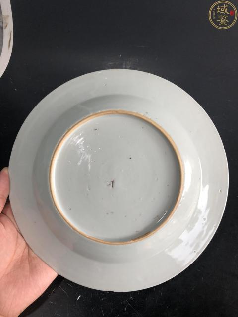 古玩陶瓷康熙青花暗刻紋盤拍賣,當前價格880元