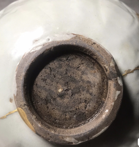 古玩陶瓷南宋龍泉青瓷刻仰蓮紋碗拍賣，當前價格888元