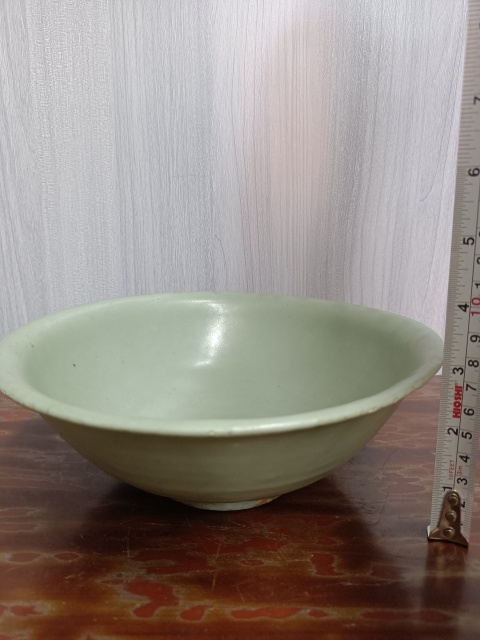 古玩陶瓷龍泉青釉大碗拍賣,當(dāng)前價(jià)格4800元
