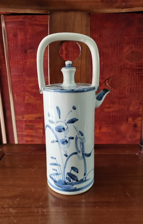古玩陶瓷【精美提梁壺】晚清民國青花鳥紋青花提梁壺拍賣，當(dāng)前價格0元