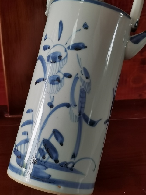 古玩陶瓷【精美提梁壺】晚清民國青花鳥紋青花提梁壺拍賣，當(dāng)前價格0元