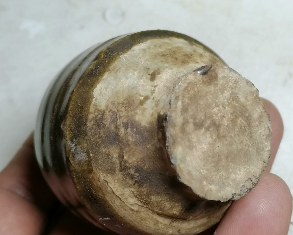 古玩陶瓷褐釉唇口瓶拍賣，當前價格380元