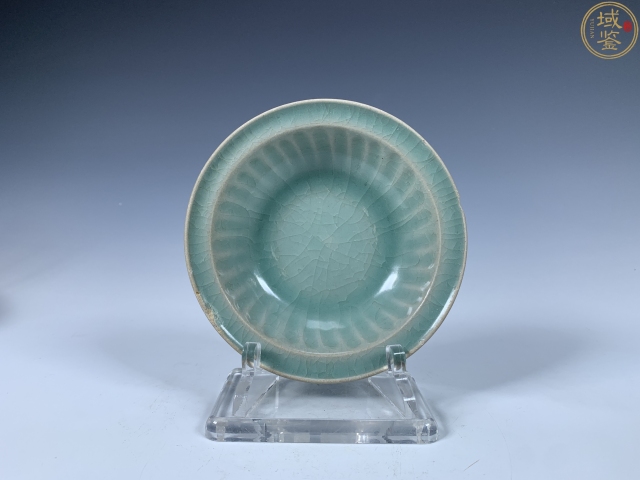 古玩陶瓷龍泉青瓷菊瓣洗拍賣，當前價格69999元