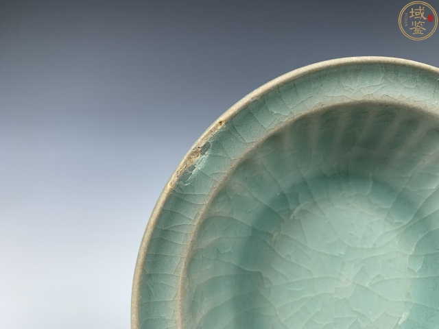古玩陶瓷龍泉青瓷菊瓣洗拍賣，當前價格69999元