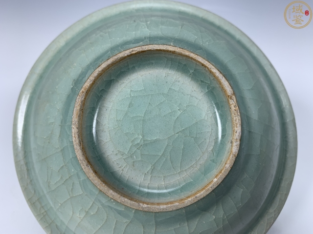 古玩陶瓷龍泉青瓷菊瓣洗拍賣，當前價格69999元