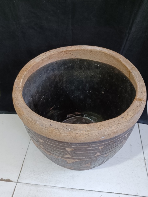 古玩陶瓷醬釉剔花缸拍賣,當前價格6000元