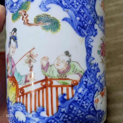 古玩陶瓷青花花卉開窗廣彩人物馬克杯拍賣，當前價格399元