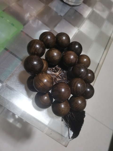 古玩雜項(xiàng)楠木手串觀音菩薩雕件拍賣,當(dāng)前價(jià)格1000元