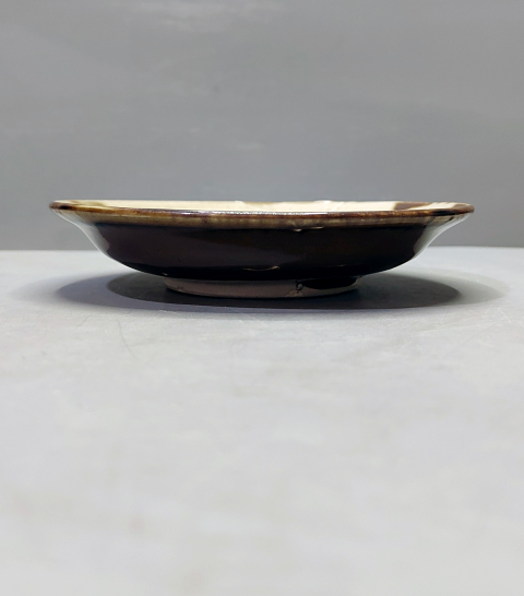 古玩陶瓷元明外紫金釉內(nèi)白釉折沿盤拍賣，當(dāng)前價格180元