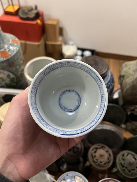 古玩陶瓷清代青花杯(帶保真卡)拍賣,當(dāng)前價(jià)格455元