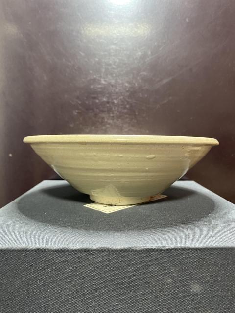古玩陶瓷宋,青白釉唇口碗拍賣,當(dāng)前價(jià)格999元