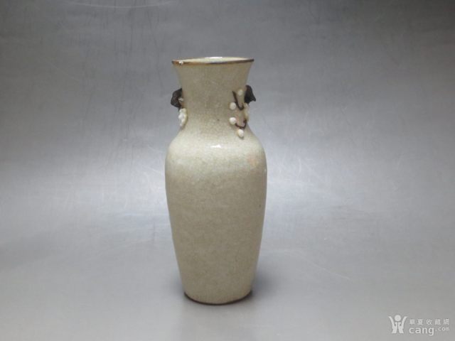 古玩陶瓷哥釉青花人物紋雙耳瓶拍賣,當前價格2388元