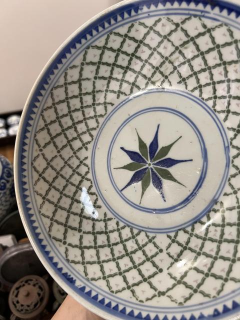 古玩陶瓷民國青花彩繪格子紋盤拍賣，當前價格255元