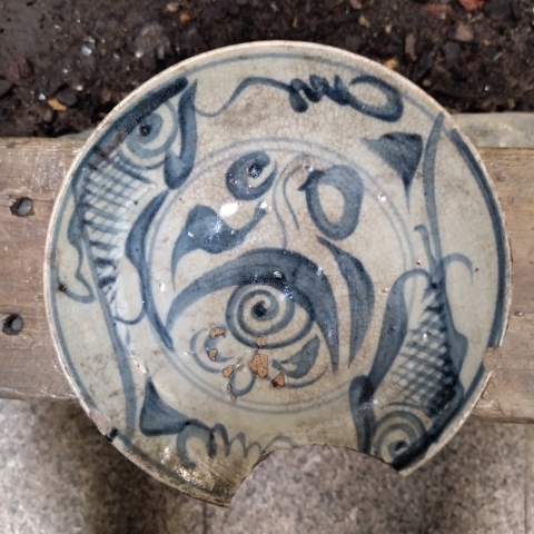 古玩陶瓷明代魚藻紋青花高足盤標本拍賣,當前價格800元