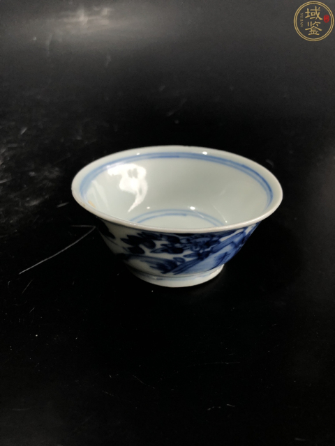 古玩陶瓷康熙青花花卉壓手杯拍賣，當前價格1100元