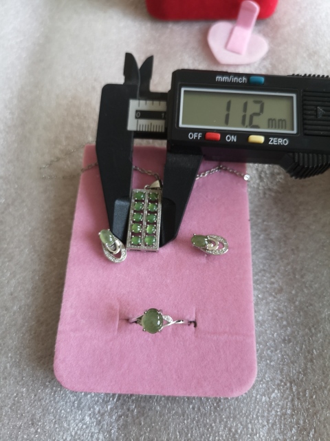 古玩玉器天然翡翠鑲嵌首飾拍賣,當前價格550元