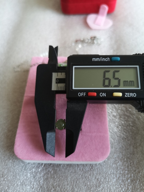 古玩玉器天然翡翠鑲嵌首飾拍賣,當前價格550元