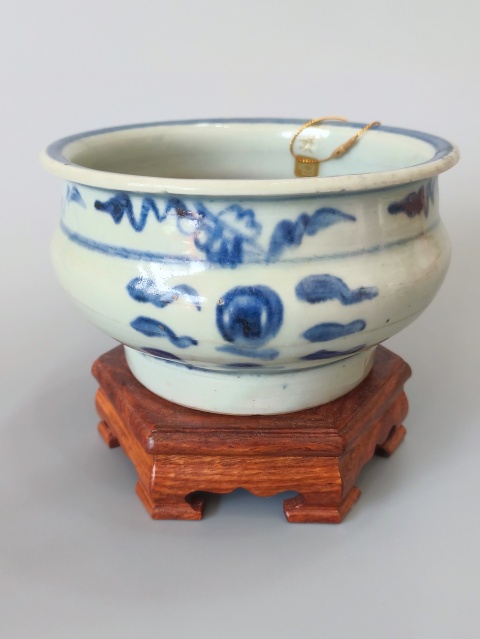 古玩陶瓷清早期青花香爐拍賣，當前價格400元