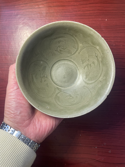 古玩陶瓷金村窯青釉刻花斗笠碗拍賣,當(dāng)前價格2588元