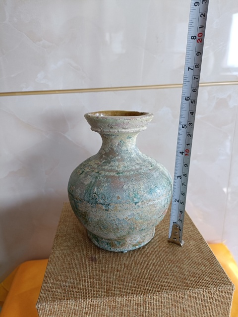 古玩陶瓷館藏級珍品漢代綠釉弦紋盤口壺拍賣,當前價格1200元