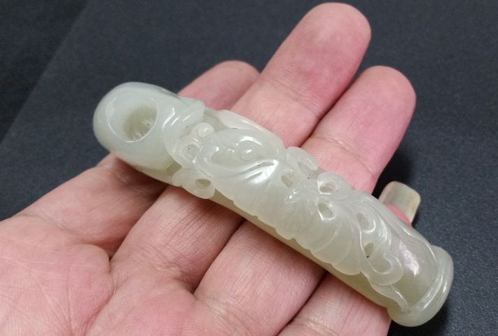 古玩玉器和田玉雕“蝙蝠”拍賣,當前價格380元