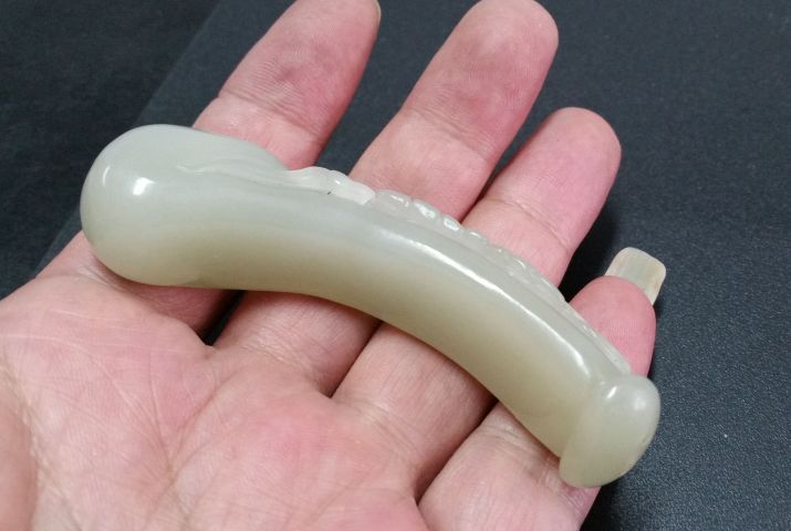 古玩玉器和田玉雕“蝙蝠”拍賣,當前價格380元