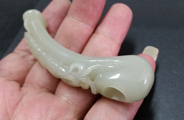 古玩玉器和田玉雕“蝙蝠”拍賣,當前價格380元