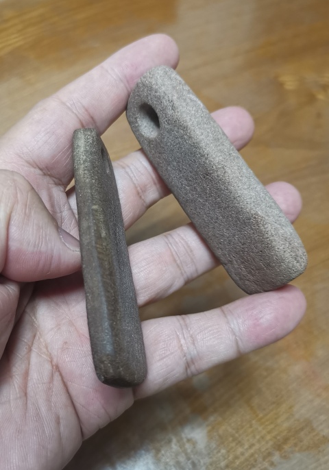古玩玉器紅山文化“石錛”拍賣，當(dāng)前價格680元