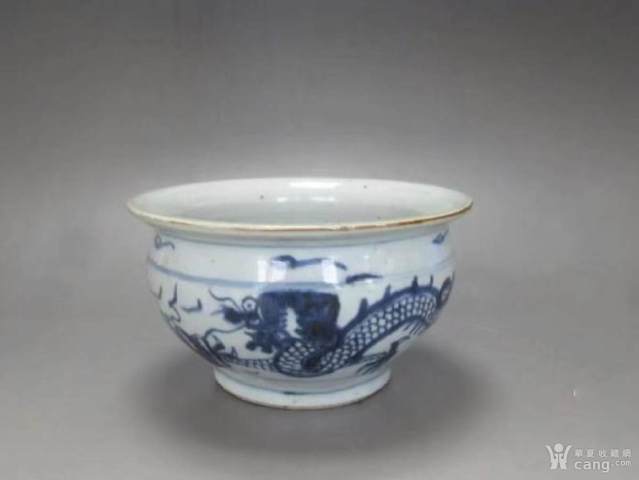 古玩陶瓷清中早期青花趕珠龍紋香爐拍賣，當前價格1388元