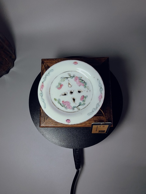古玩陶瓷放漏?民國(guó)?粉彩花卉仕女紋刨花缸拍賣，當(dāng)前價(jià)格999元